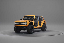 Xem kỹ sư Ford tháo rời từng phần ngoại thất của Bronco 2021