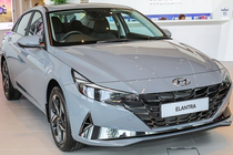 Cận cảnh Hyundai Elantra 2021 chỉ từ 767 triệu đồng tại Malaysia