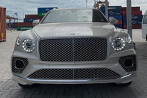 "Đập thùng" Bentley Bentayga V8 hơn 15 tỷ đồng tại Việt Nam