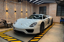 Porsche 918 Spyder hơn 60 tỷ của nữ 9X Sài Gòn về Gò Vấp