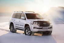 Toyota Land Cruiser 300 Series off-road tốt hơn nhờ Arctic Trucks