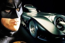 Đấu giá siêu xe Batmobile kèm "siêu anh hùng" Batman ngồi ghế khách