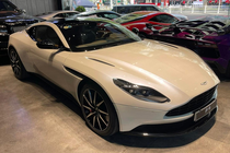 Rao bán Aston Martin DB11 hơn 15 tỷ sau nửa năm "đắp chiếu"