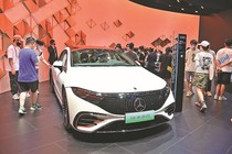 Mercedes-EQS đang giảm giá kịch sàn tại Trung Quốc vì quá ế