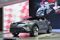 Toyota C-HR Prologue 2023 - chiếc SUV hiện đại, đậm chất tương lai