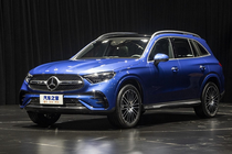 Mercedes-Benz GLC phiên bản 7 chỗ ra mắt "sát vách" Việt Nam