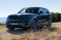 Range Rover Sport bất ngờ bị triệu hồi tại Mỹ vì lỗi... ngớ ngẩn