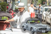 Tận thấy Mercedes-Benz 190 SL gần 5 tỷ của Đặng Lê Nguyên Vũ