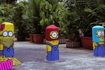 Thú vị với “đội quân minion” trên đường phố