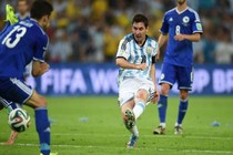 Argentina 2 –1 Bosnia: Messi chơi tuyệt nhưng... thắng chưa thuyết phục