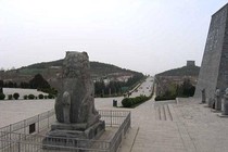 Lăng mộ Võ Tắc Thiên bất khả xâm phạm