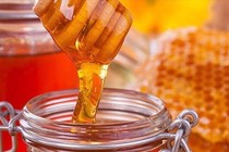 Bát nháo thị trường mật ong