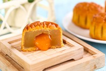 Hết Trung thu vẫn nghiện ăn bánh, nam thanh niên nhập viện