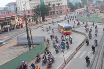 Hà Nội thông xe “đường cong mềm mại” trước Tết Nguyên đán