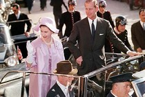 Loạt ảnh lịch sử về Nữ hoàng Anh Elizabeth II