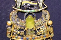 Giải mã bất ngờ về trang sức của pharaoh Tutankhamun 