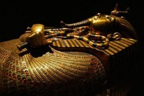 Giải mã biểu tượng quyền lực trên quan tài Pharaoh