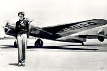 Vì sao cuộc tìm kiếm máy bay chở Amelia Earhart rơi vào vô vọng? 