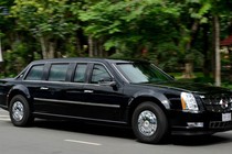 Ảnh: Cadillac One của Tổng thống Obama trên đường phố Sài Gòn