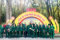 Hàng vạn người dân đến dâng hương tri ân tại Ngã ba Đồng Lộc