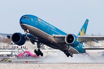 Vietnam Airlines hủy 44 chuyến bay vì bão