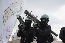  Quân Hamas Palestin “khoe” tên lửa SA-7 dọa Ai Cập