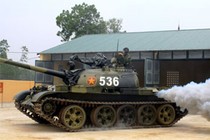 Ảnh QS ấn tượng tuần: T-54 Việt Nam “khoác áo mới”