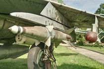 Khám phá tên lửa “lạ” trên tiêm kích MiG-21 Việt Nam