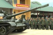 Quan sát xe tăng T-62 VN có trang bị tác chiến