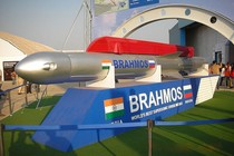 Việt Nam sắp nhận “sát thủ diệt hạm” BrahMos?