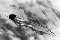 Chiến tích khó tin của tiêm kích MiG-25 trước máy bay Mỹ