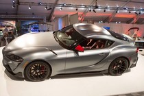 Video: Toyota Supra 2020 có gì mà được bán với giá 41 tỷ?