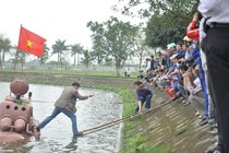 Tiết lộ lý do tàu ngầm Trường Sa bốc khói khi chạy thử