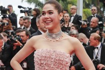 Lóa mắt trang sức hàng hiệu đắt đỏ ở LHP Cannes 2016