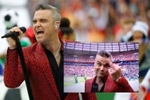 Nhà đài xin lỗi khán giả vì hành động giơ “ngón tay thối” của Robbie Williams