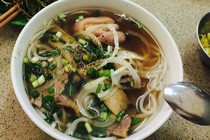 7 quán bún bò Huế mấy thập kỷ danh tiếng ở Sài Gòn