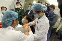 Sức khoẻ ba người đầu tiên tiêm vaccine COVID-19 'made in Vietnam' ra sao?