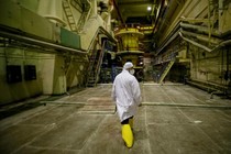 Cận cảnh bên trong máy điện hạt nhân Chernobyl "chết chóc" ở Ukraine