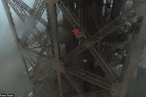 3 thanh niên Nga quyết đấu thần chết trên đỉnh tháp Eiffel