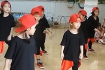 Màn nhảy hip hop của học sinh mẫu giáo gây sốt mạng