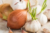 Có nên ăn hành, tỏi mọc mầm?