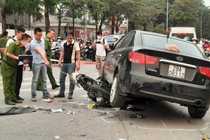 Hé lộ nguyên nhân vụ ô tô "điên" tông hàng loạt xe máy ở Hà Nội