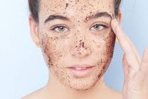 Tẩy da chết, tránh 4 việc này để da không bị yếu đi