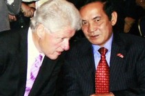 Cựu Tổng thống Bill Clinton lần thứ 5 đến Việt Nam