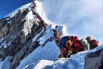 "Sốc" điều xảy ra với cơ thể người ở "địa ngục sống Everest"