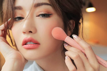 Bí quyết trang điểm “cấp tốc” cho ngày Tết bận rộn