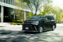 Ngắm Lexus LM500h L 2024 bản 6 chỗ, từ 2,25 tỷ đồng