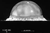 Ảnh độc: Quả bom hạt nhân Mỹ trút xuống Hiroshima năm 1945