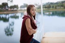 Hot girl bánh tráng trộn ngượng ngùng khi lần đầu làm mẫu ảnh