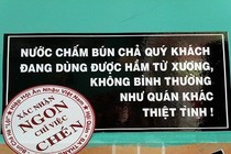 Hình ảnh và thơ bá đạo ở quán bún chả Lệ Rơi